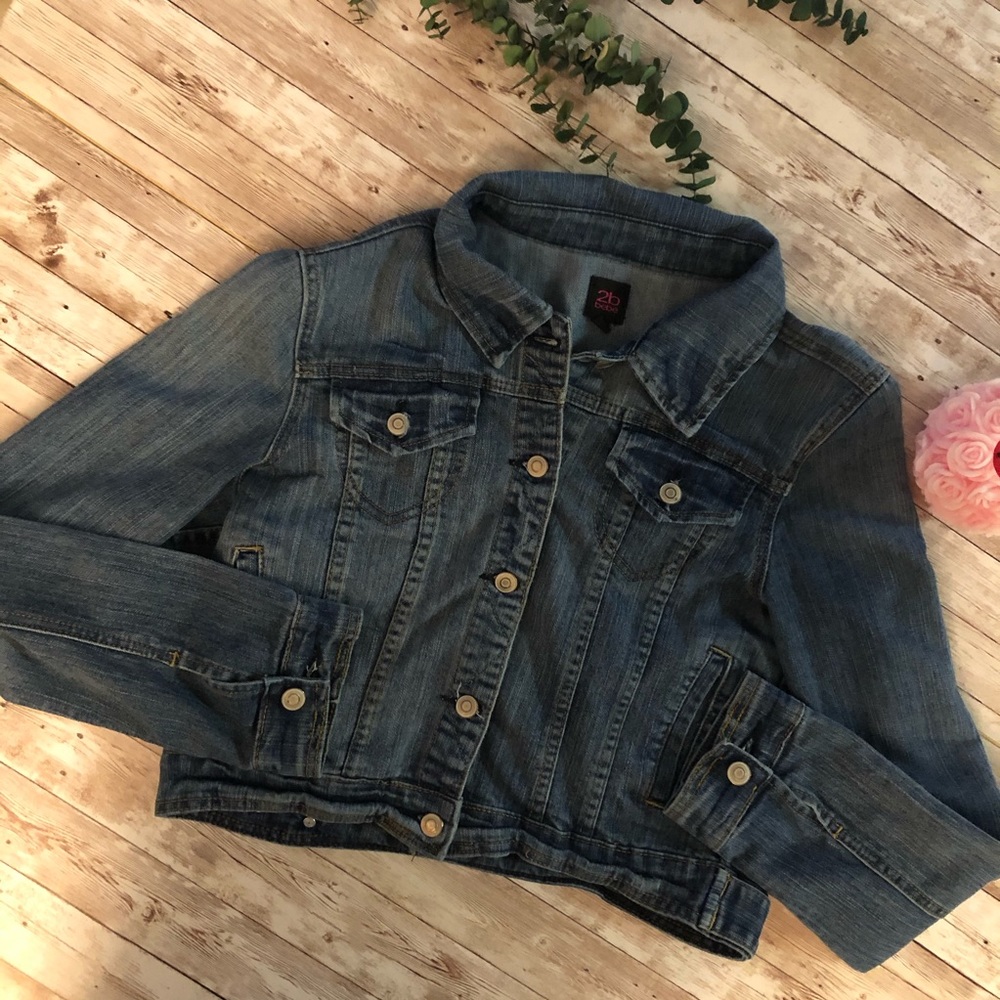 B2 Bebe jeans jacket Large